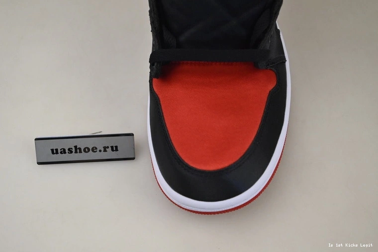 Jordan Air OG High Bred FD4810-061 WMNS Satin 1 0916